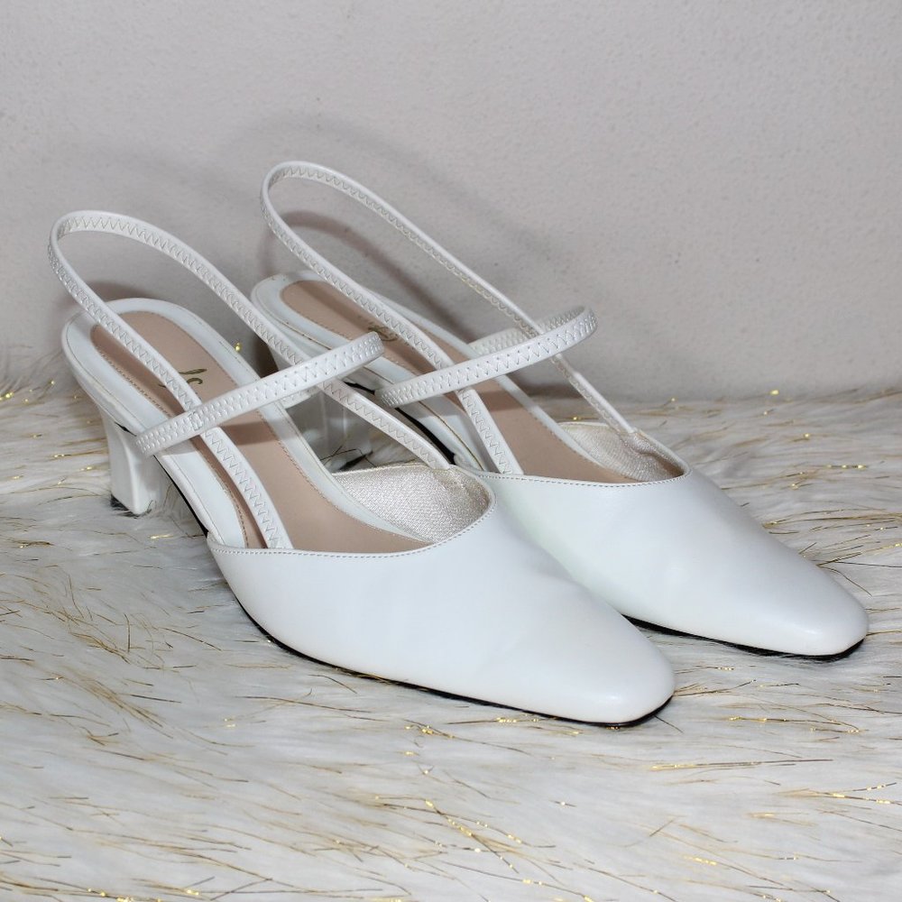 Vintage white heels with thin strap (in box)